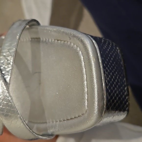 Michael Kors Paola silver leather platform sandals - Picture 5 of 7